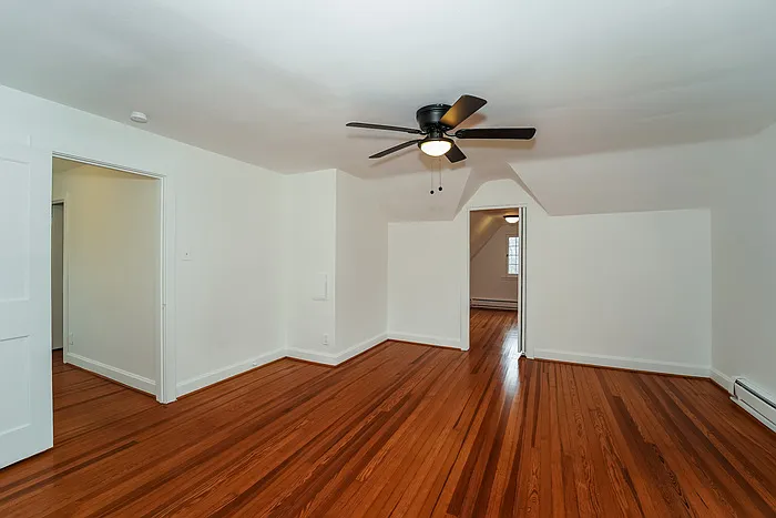 4012 Hudson Dr — Photo 8