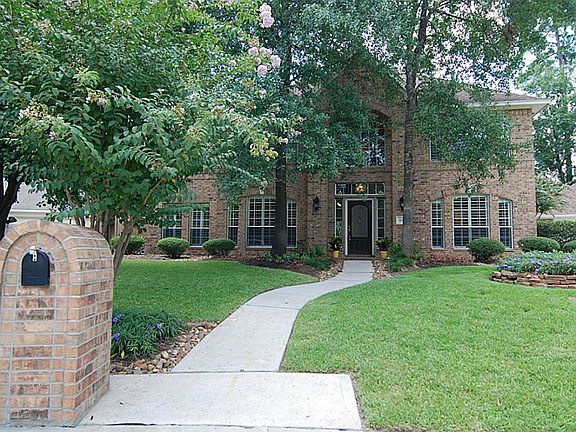 Very quiet street walking distance to all Northampton (Klein ISD) schools