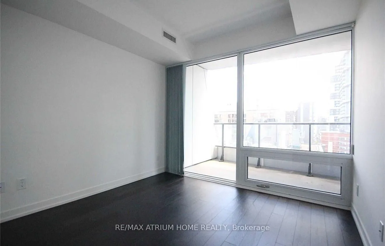 2 bed, $3,000 — Photo 4