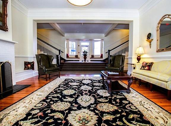 5th image of 2620 Stuart Ave #U1d