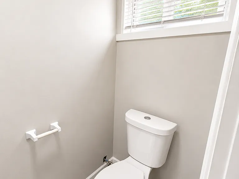 339 N Kendall Dr — Photo 18