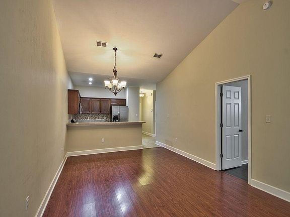 2nd image of 1027 Chase Creek Cir