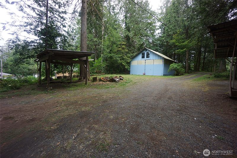 3rd image of 840 E Sunset Road