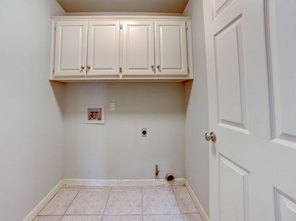 8208 S Delaware Pl E