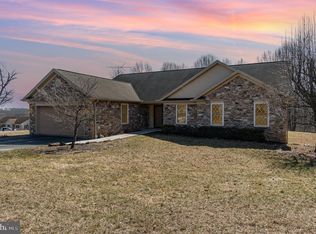 492 Deer Rd, Fawn Grove, PA 17321