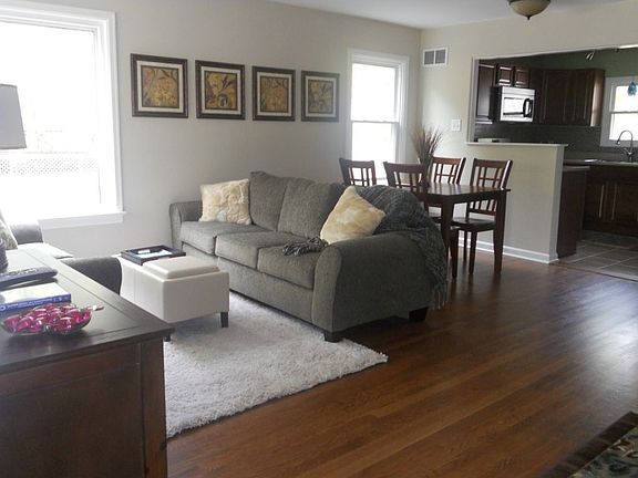 3rd image of 1616 E 54th St