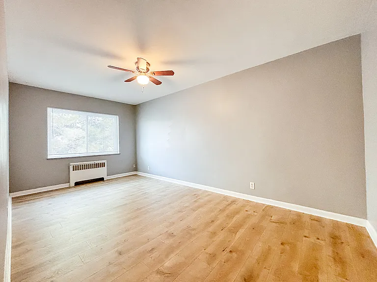 850 Overlook Ave #2 — Photo 4