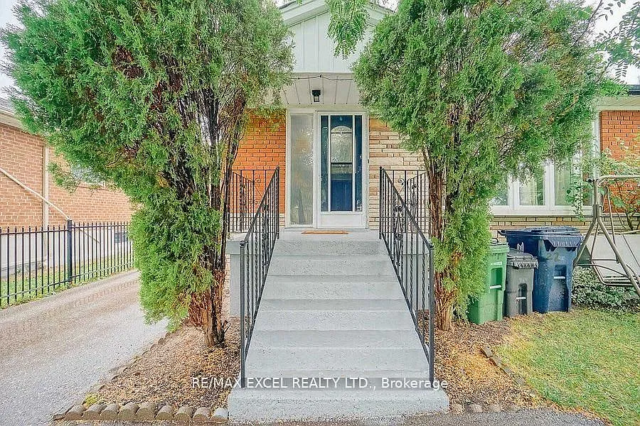 3 bed, $2,790 — Photo 2