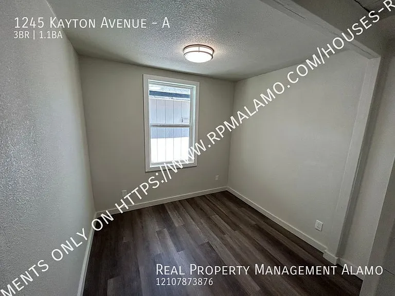 1245 Kayton Ave #A — Photo 13