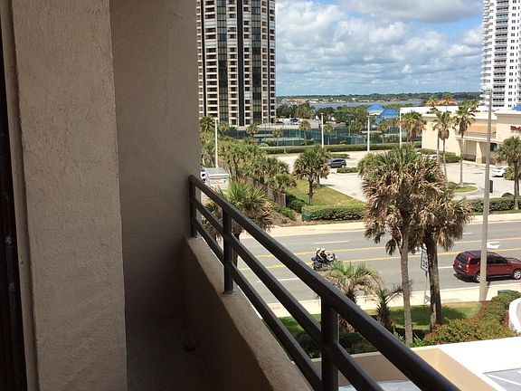 2nd image of 3023 S Atlantic Ave #4020