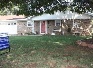 516 S 12th St, Marlow, OK 73055