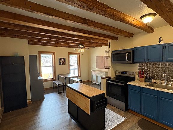 2nd image of 63 Stewart St