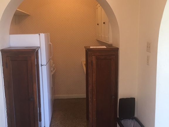 3rd image of 425 S Monroe Ave APT 3K