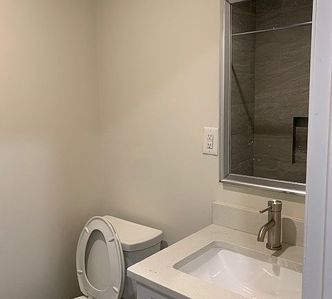 4th image of 9 W 32nd St #4B
