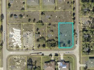 1119/1121 Dean St E, Lehigh Acres, FL 33974