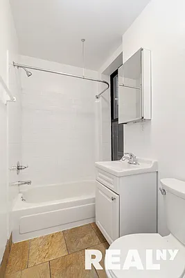 Rented by REAL New York | media 5