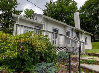 87 High St, Ogdensburg, NJ 07439