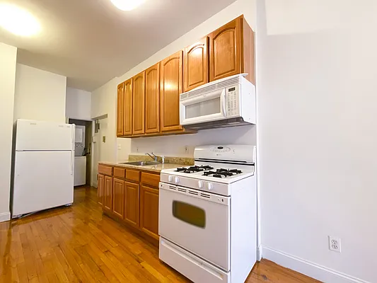 Rented by Compass | media 12