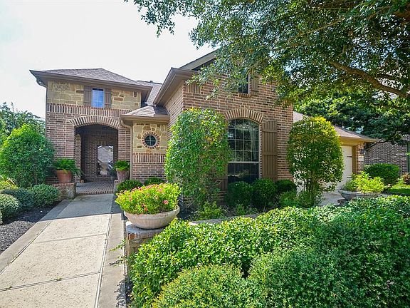 2nd image of 24403 Bella Veneza Dr