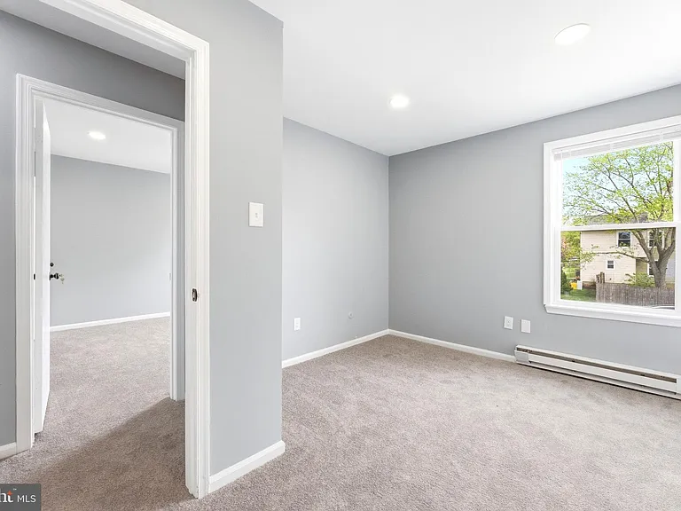 79 Edinshire Rd — Photo 14