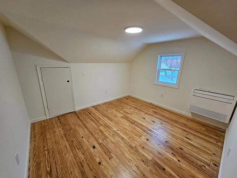 616 N Washington St — Photo 15