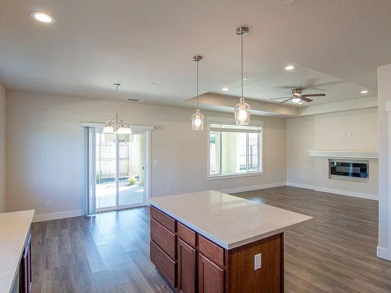 6073 Fallworth Dr — Photo 5