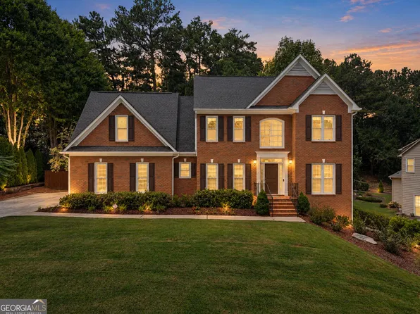 390 Woodbrook Way, Lawrenceville, GA 30043