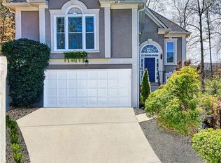 2235 Lenox Walk NE, Atlanta, GA 30319