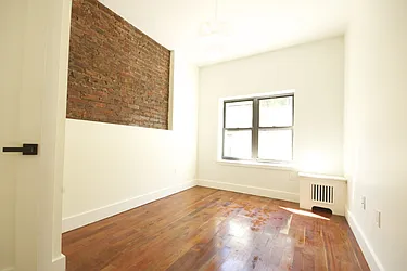 Rented by Nest Seekers International