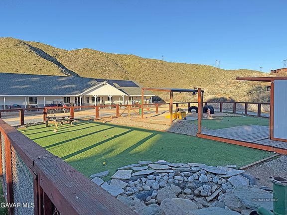 3rd image of 6221 Elizabeth Lake Rd