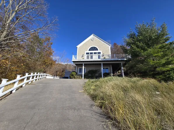 17778 N Shore Estates Rd, Spring Lake, MI 49456