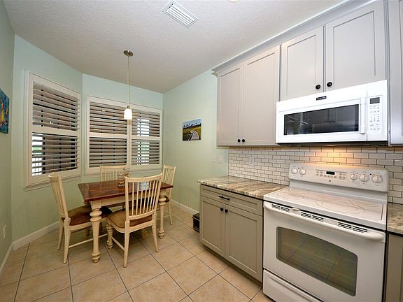 2nd image of 210 Paseo Terraza St #403
