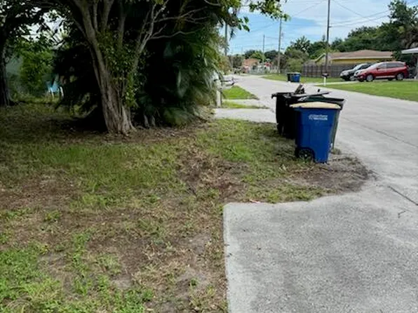 1303 N 24th Street, Fort Pierce, FL 34950
