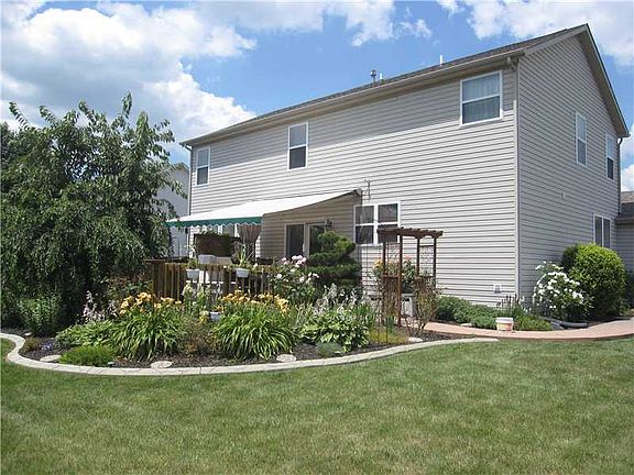 2nd image of 5719 Saratoga Pl
