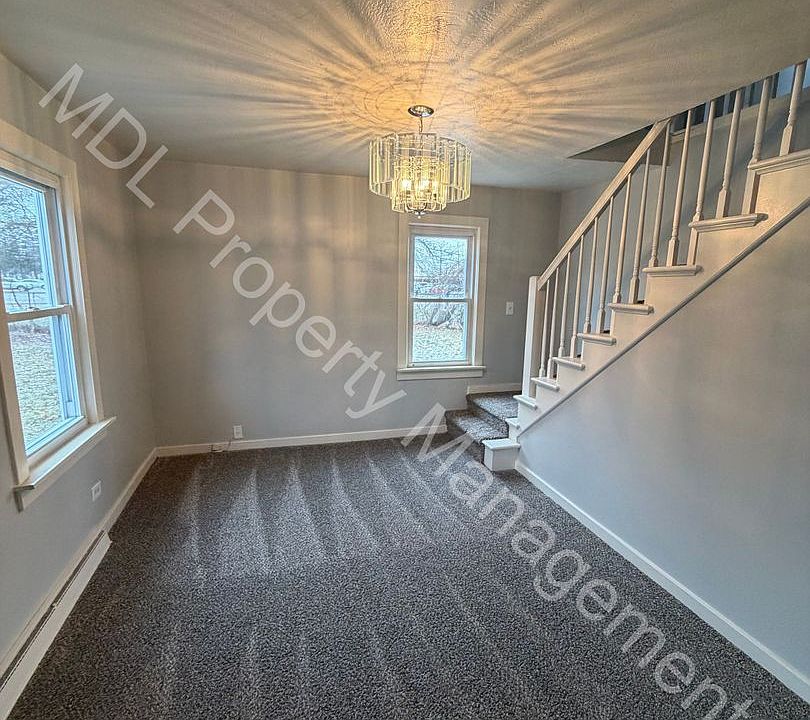 1st image of 2022 Essex Ave