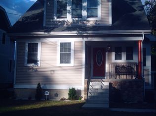 97 Wollaston St, Springfield, MA 01119