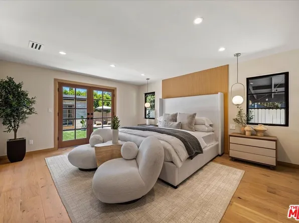 14537 Hesby St, Sherman Oaks, CA 91403