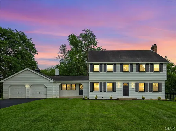 1259 Divot Dr, Allentown, PA 18106