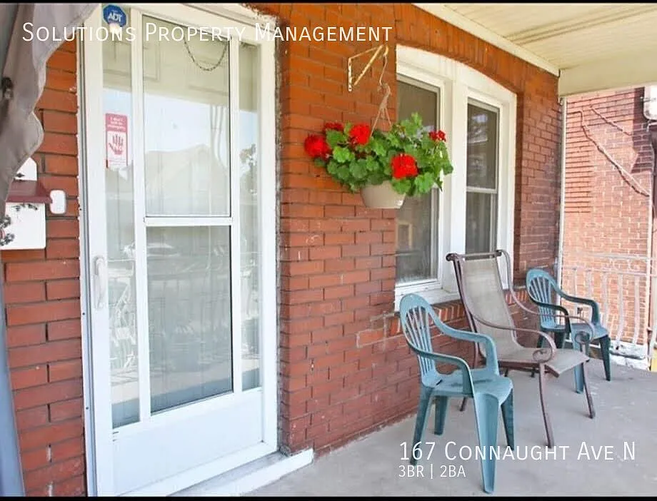 **Bright & Spacious 3-Bedroom Home with A/C, Laundry & Parking** — Photo 2