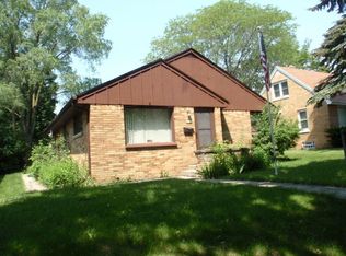 5867 N 71st St, Milwaukee, WI 53218