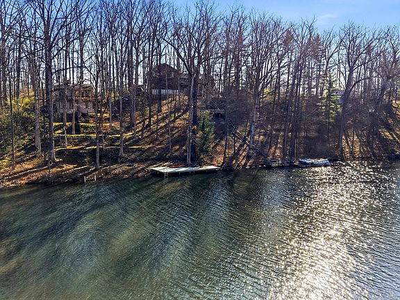 29th image of this home