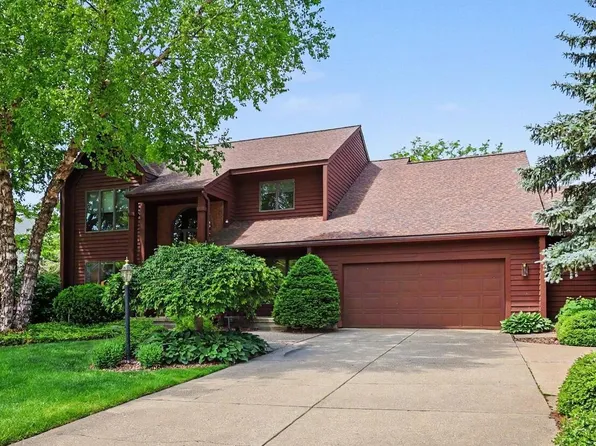 7417 Old Lantern Dr SE, Caledonia, MI 49316