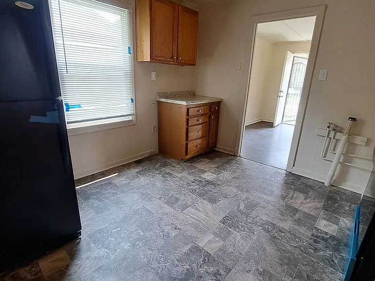 387 Carver Cir — Photo 3