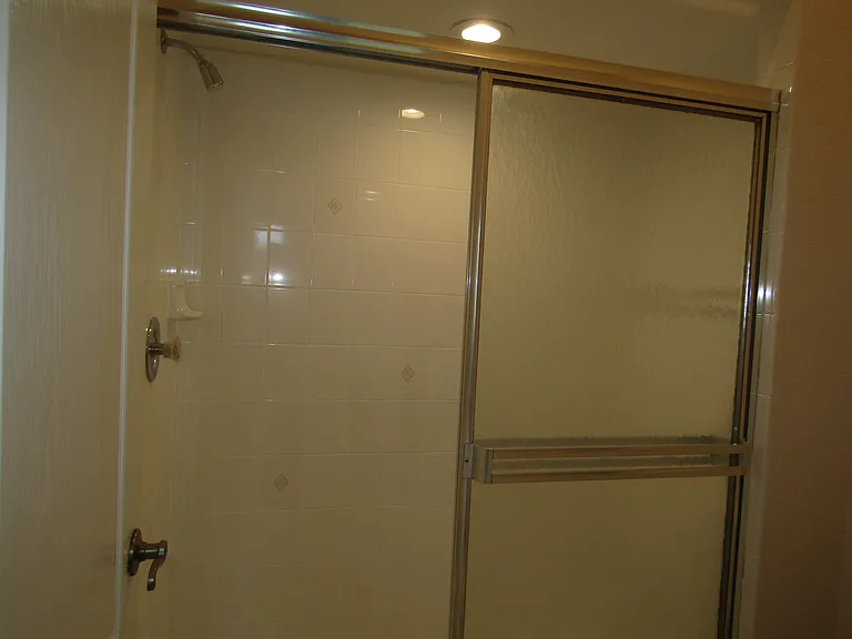 463 Bermuda Isles Cres — Photo 11