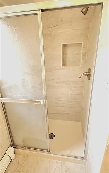 40 Beverly Ave — Photo 15