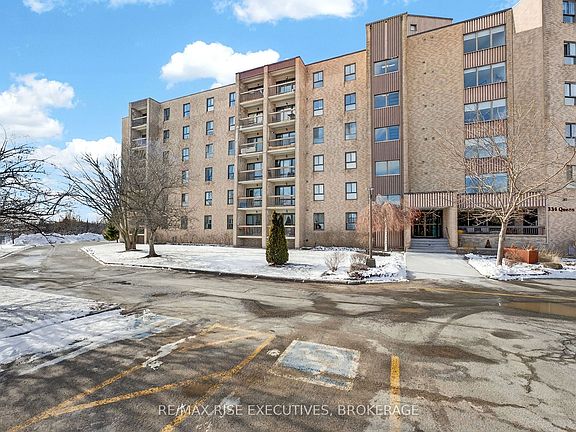 3rd image of 334 Queen Mary Rd #409