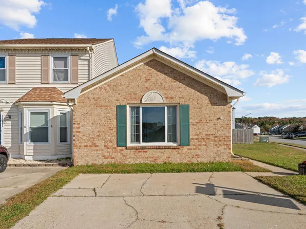 1569 Sword Dancer Dr, Virginia Beach, VA 23454