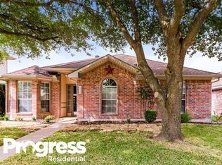229 Wedgewood Ln, Cedar Hill, TX 75104