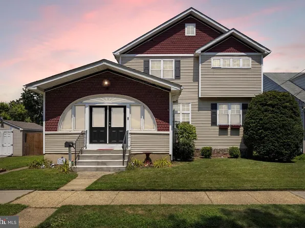 317 Elm Ave, Burlington, NJ 08016