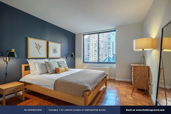 Rented by The Blueground | media 8